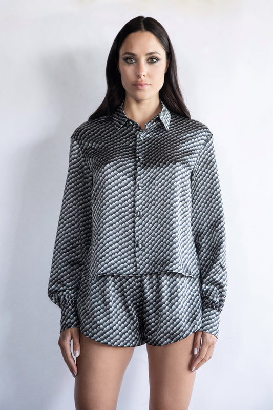 Printed shirt in 100% silk with "Black Reptile" motif